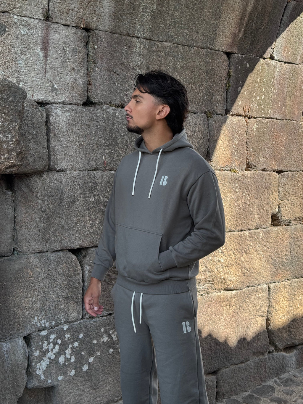 SWEAT À CAPUCHE SONHO