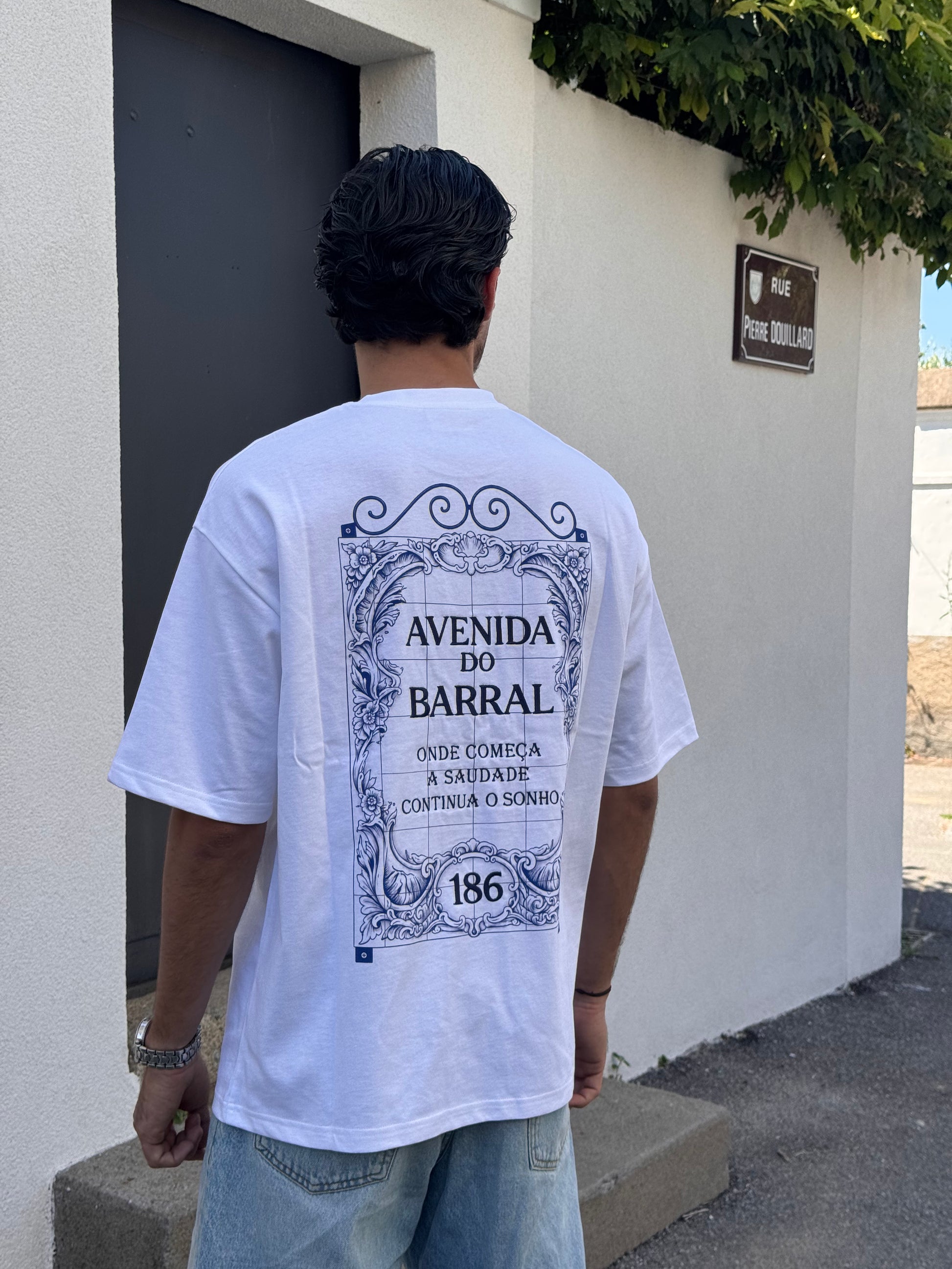T-SHIRT AVENIDA