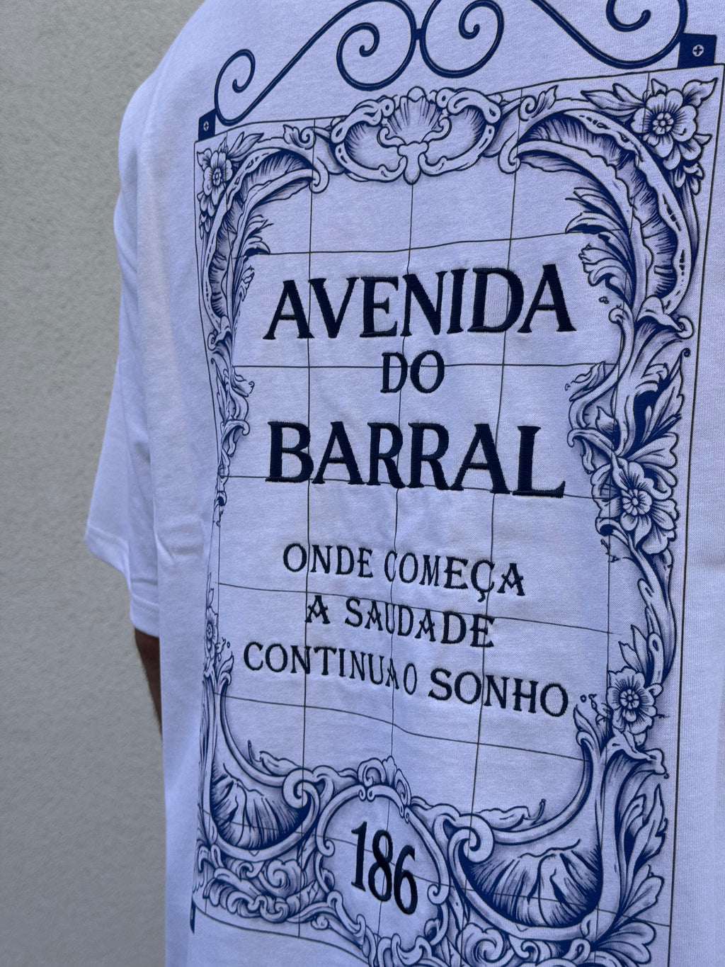 T-SHIRT AVENIDA